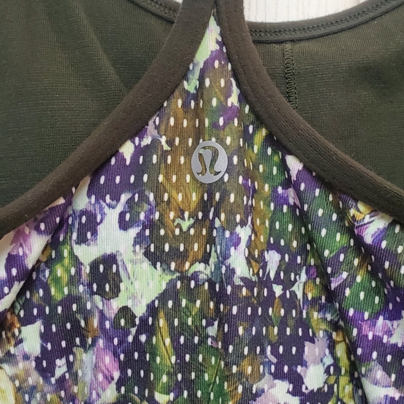 EUC Lululemon Power Y Tank - Picture 9 of 15